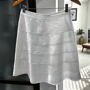 Ann Taylor A-line Flounce Skirt - White Size 2